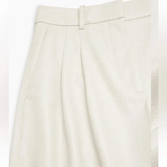 Aritzia Wilfred Effortless Cream Women's Trousers - Picture 4 of 16